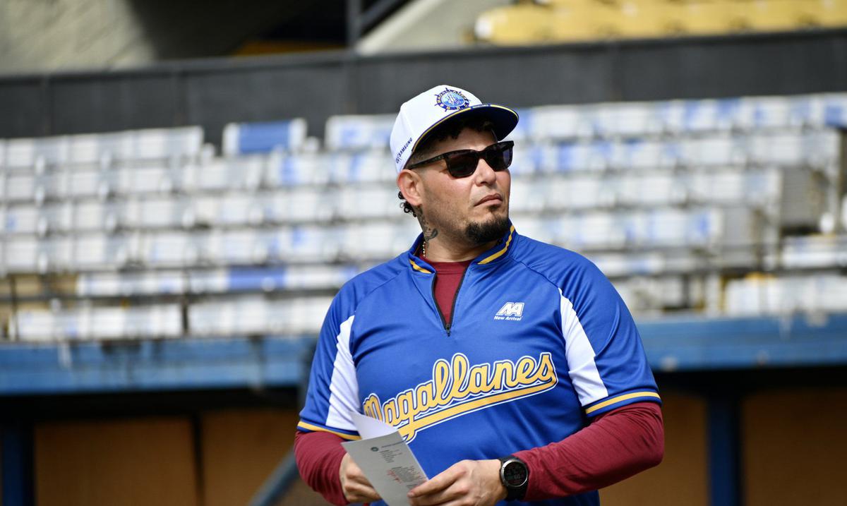 Yadier Molina es suspendido por dos juegos por la Liga Venezolana de Beisbol : Deportes de Puerto Rico