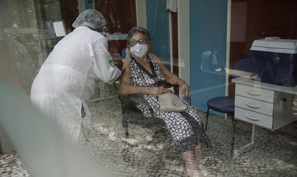 El estres puede aumentar el riesgo de padecer secuelas del COVID-19 : Noticias de Puerto Rico