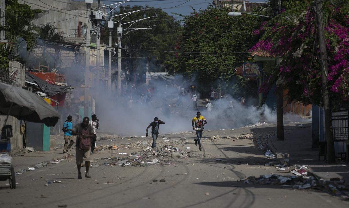 Asesinan al director de la academia de la policia de Haiti : Noticias de