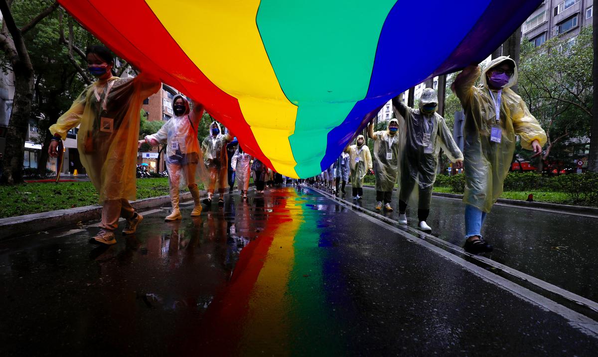 Singapur despenaliza el sexo homosexual tras revocar una ley heredada del periodo colonial britanico : Noticias de