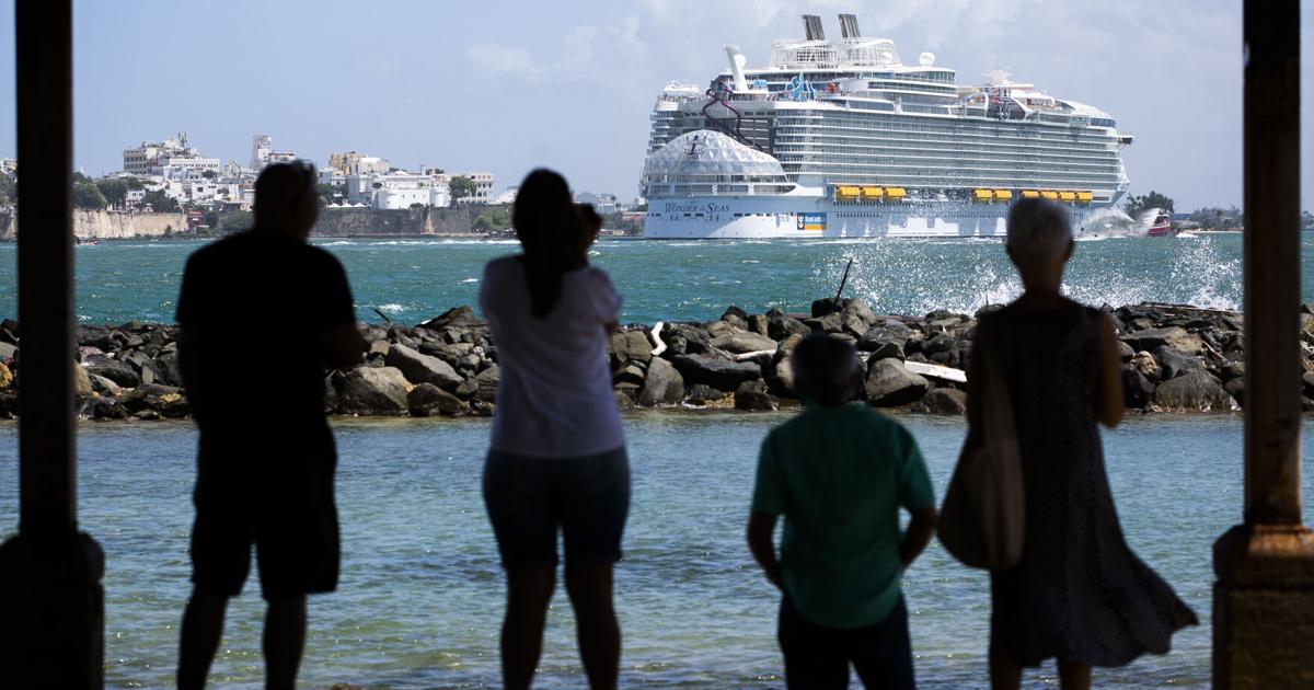 Crucero hace parada de emergencia en Puerto Rico por muerte de pasajero : Noticias de Puerto Rico
