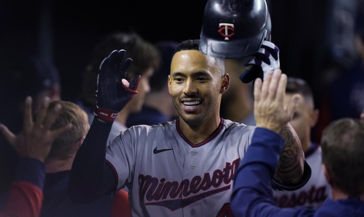 Carlos Correa: ocho equipos han mostrado interes en sus servicios en la agencia libre : Deportes de Puerto Rico