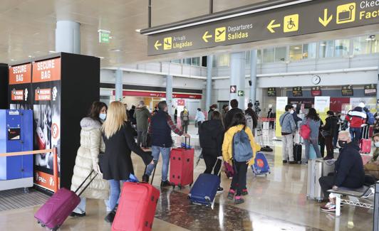 Ocho de cada diez jovenes que emigran de Asturias afirman que quieren volver a la region : Noticias de España