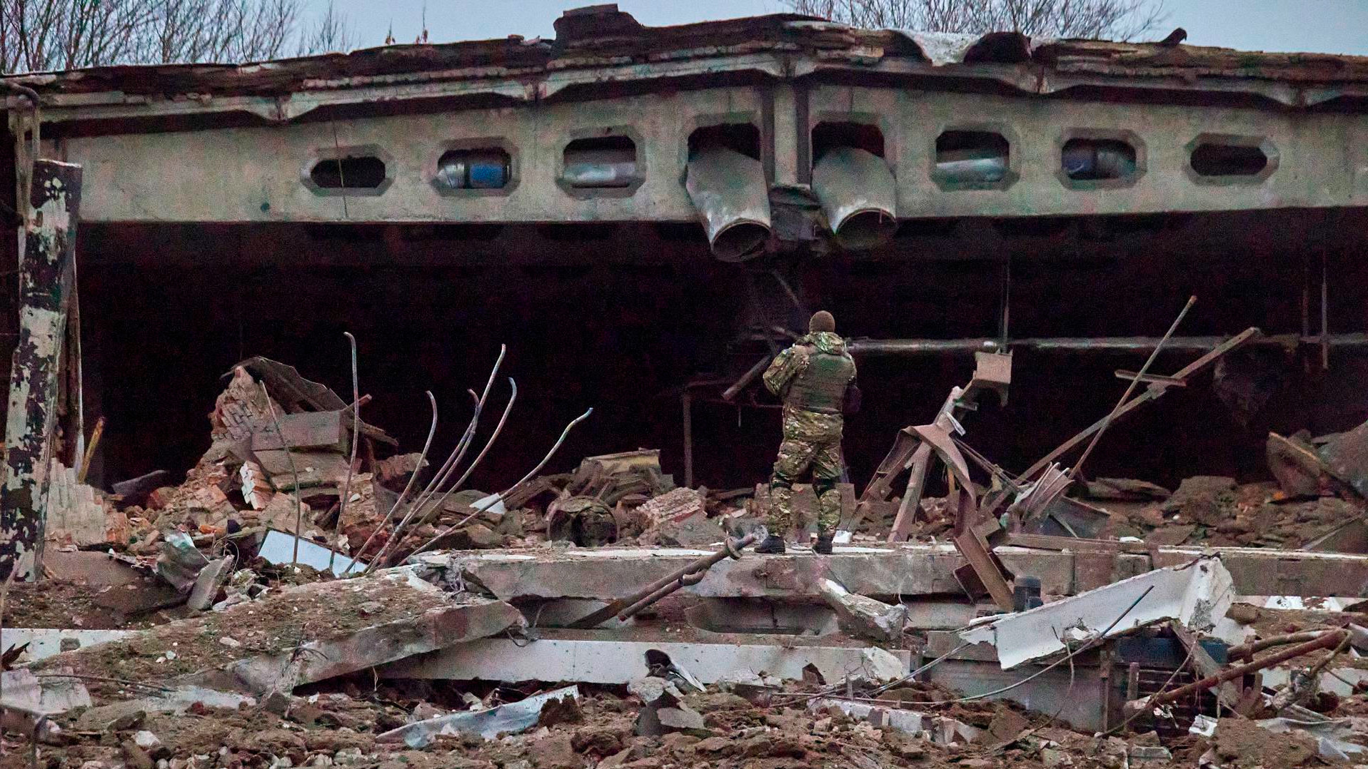Rusia silencia protestas contra Putin tambien en zonas ocupadas de Ucrania: envia a antidisturbios de San Petersburgo a Mariupol : Internacional de
