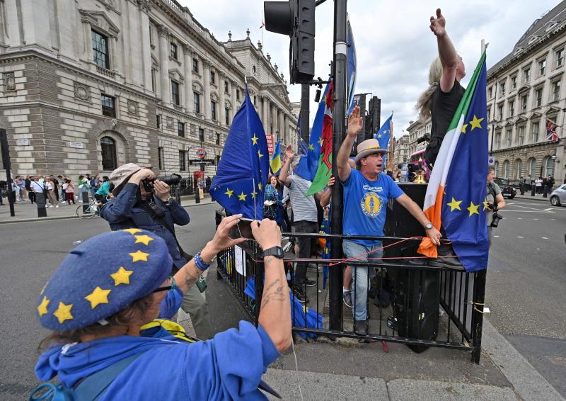 La Justicia britanica declara ilegal la norma de residencia para ciudadanos de la UE : Internacional de