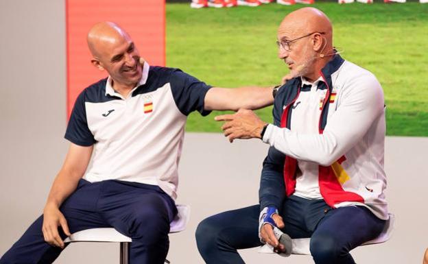 La Federacion prescinde de Luis Enrique y da la bienvenida a De la Fuente : Deportes de España