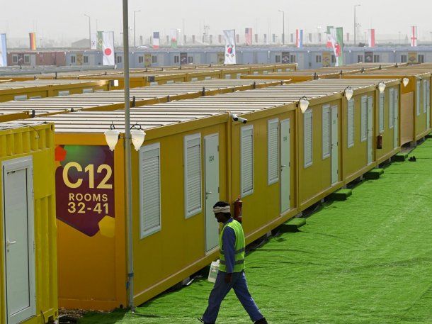 Mundial de Qatar 2022: dormir en una caja cuesta 200 euros la noche : Deportes de Argentina
