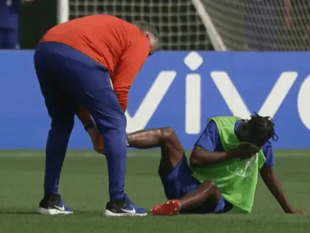 El jugador de Paises Bajos que se lesiono y podria perderse la fase definitoria del Mundial : Deportes de Argentina