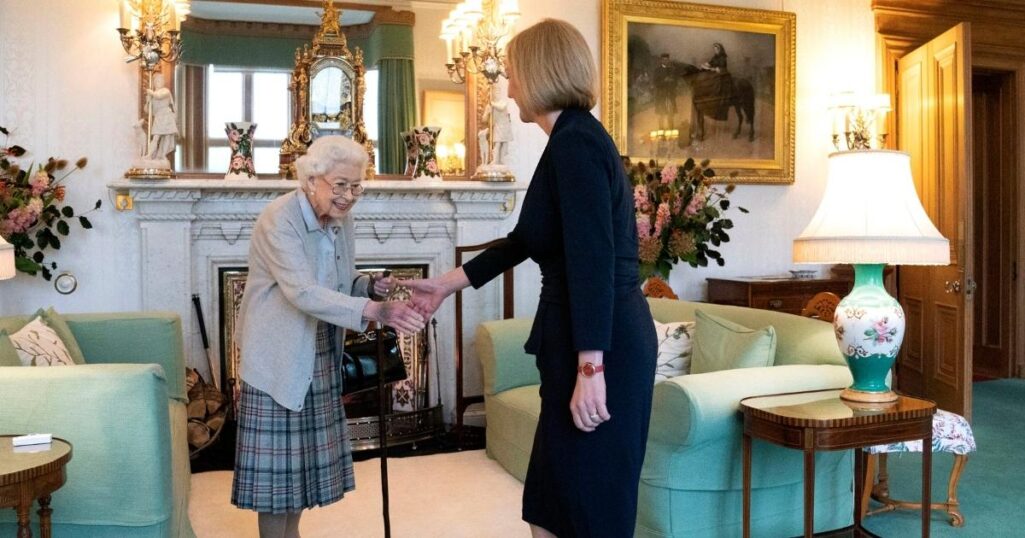 Asi reacciono Isabel II cuando supo que Harry y Meghan iban a llamar a su hija Lilibet : Entretenimiento de España