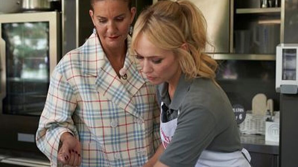 Russell Crowe, imprudente ante una serpiente venenosa : Entretenimiento de España