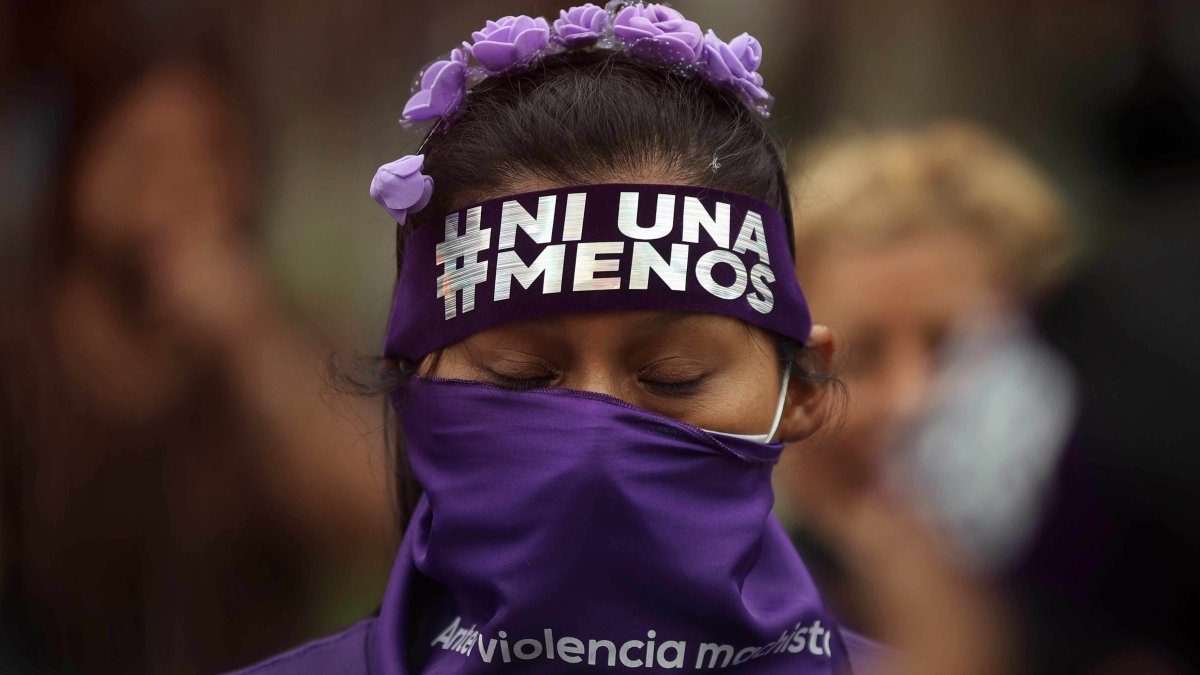 Luchan por sus derechos: mujeres marchan exigiendo medidas contra los feminicidios en Peru : Noticias de